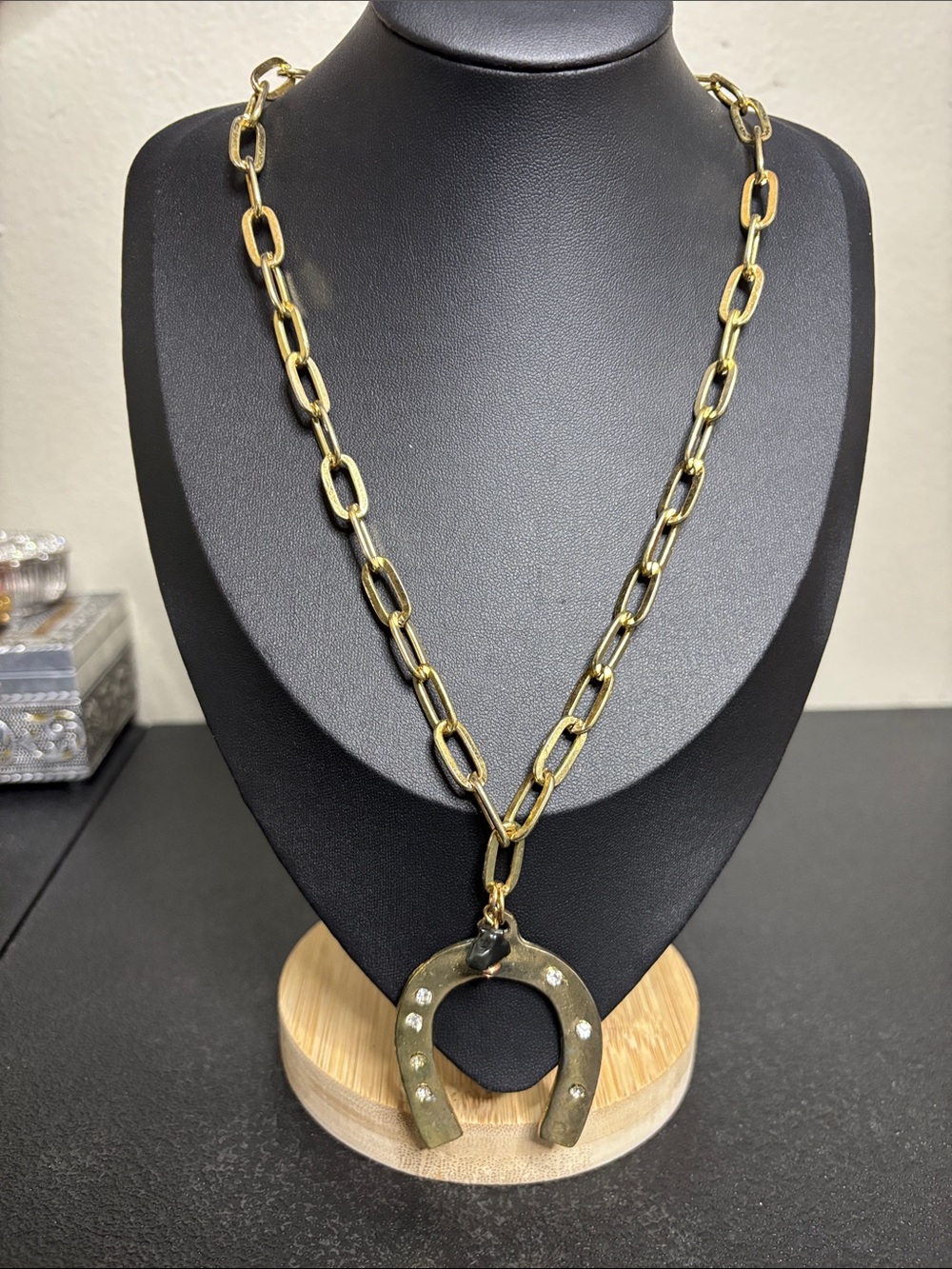 Rapsodia Gold-Tone Link Chain Necklace with Horseshoe Pendant - Women Jewelry